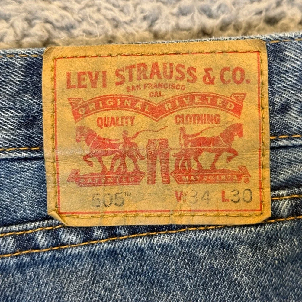 Levi's 505 Regular Fit Jeans Mens Straight Leg 34x30 Blue Cotton Classic Denim